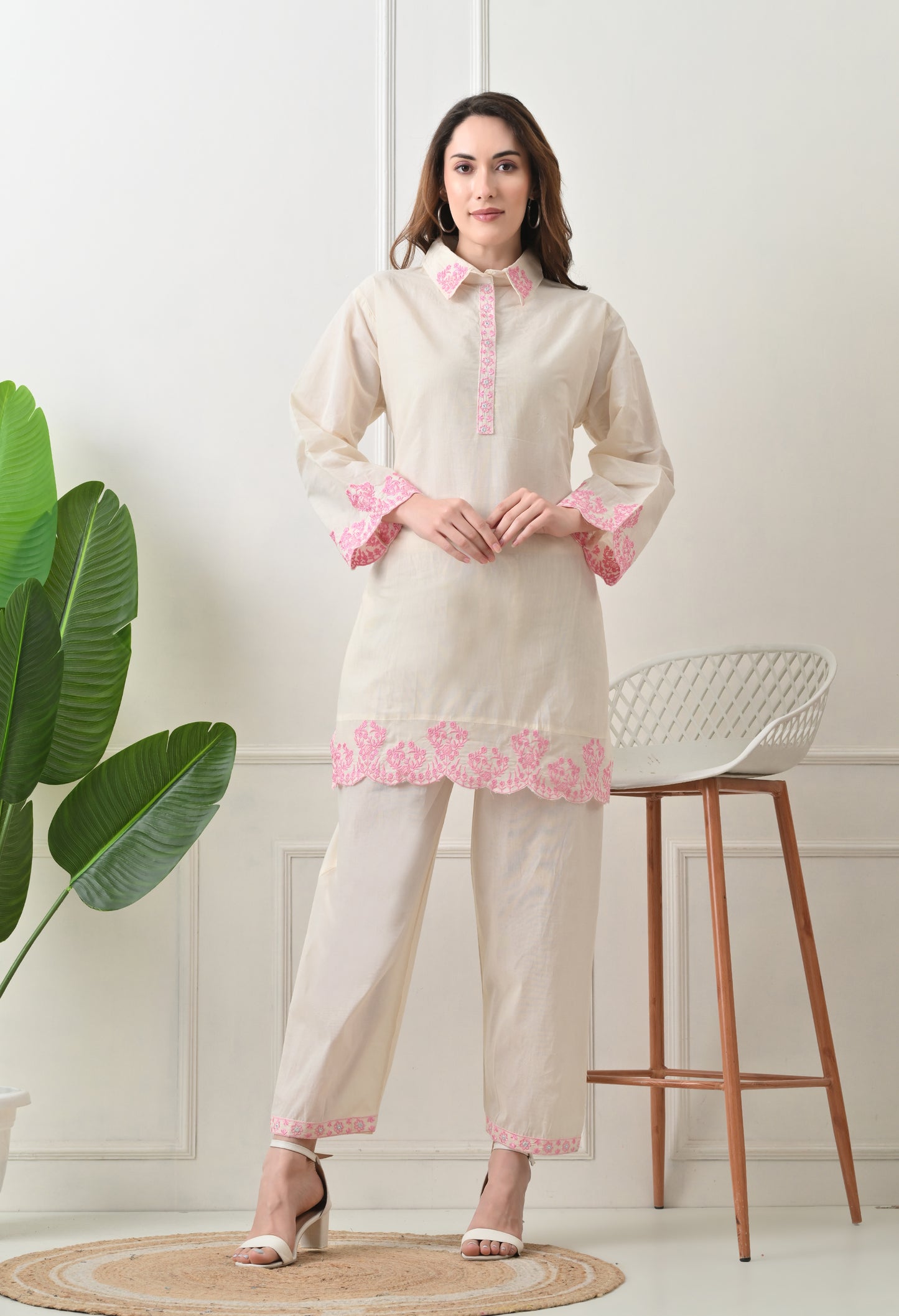 Light Pink Embroidered Thread Work Collar Shirt Kurta with Trouser