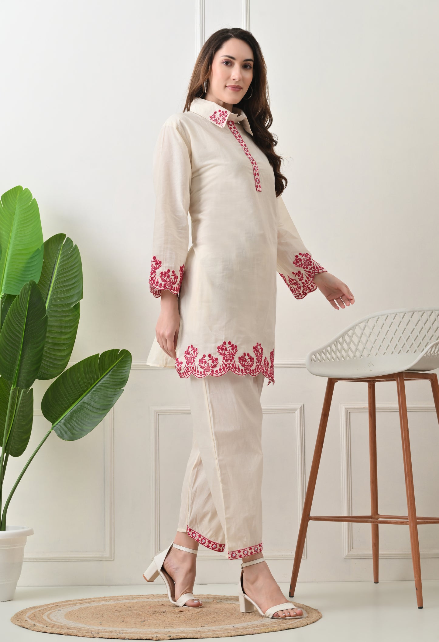 Pink Embroidered Thread Work Collar Shirt Kurta with Trouser