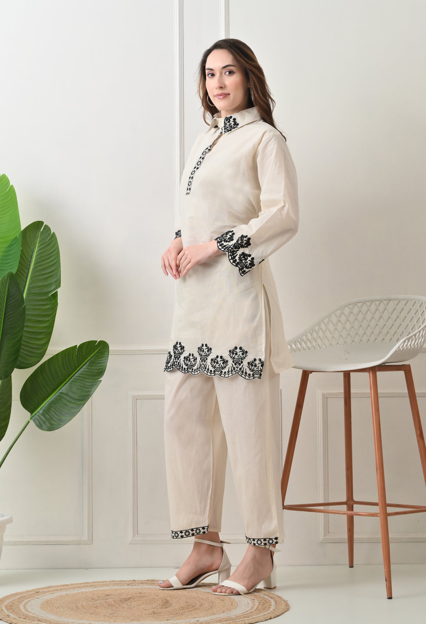 Black Embroidered Thread Work Collar Shirt Kurta with Trouser