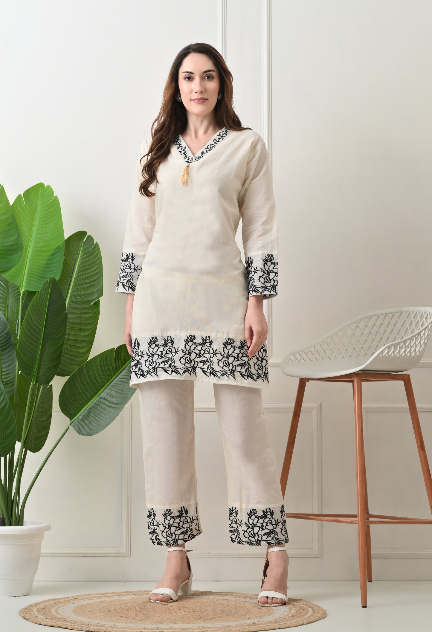 Black Embroidered Thread Work V Neck Kurta with Trouser